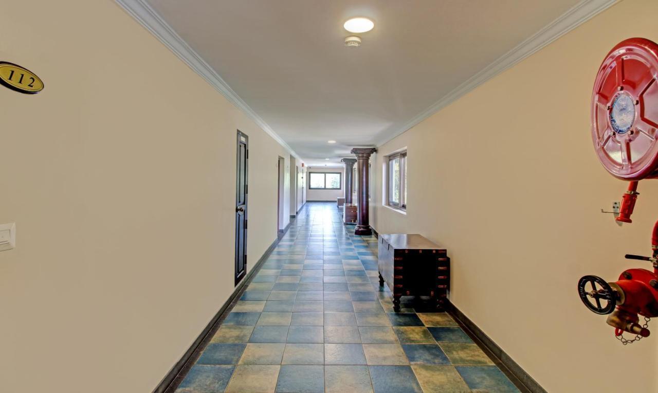 Treebo Premium Travancore Palace Cherthala Alappuzha Extérieur photo