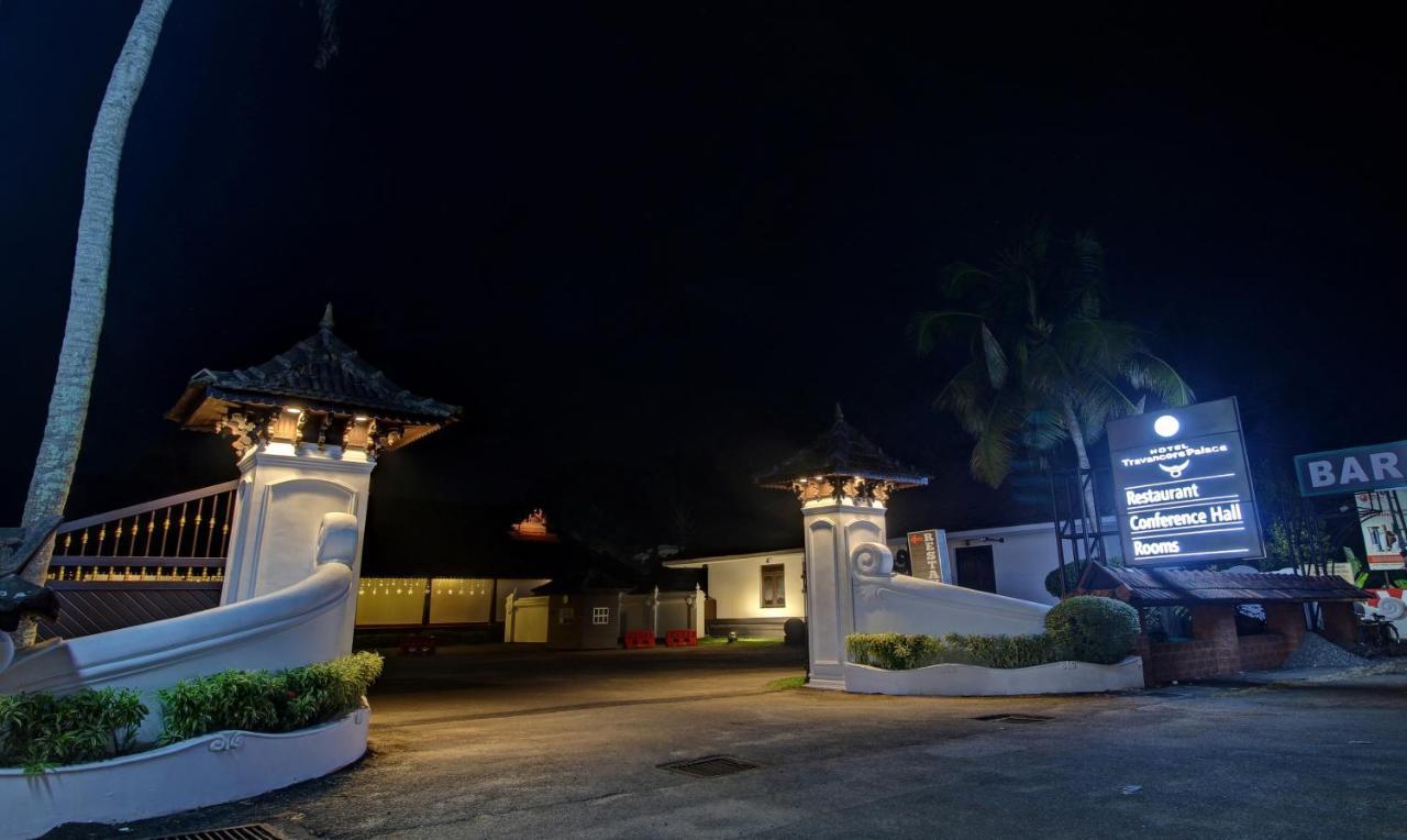 Treebo Premium Travancore Palace Cherthala Alappuzha Extérieur photo