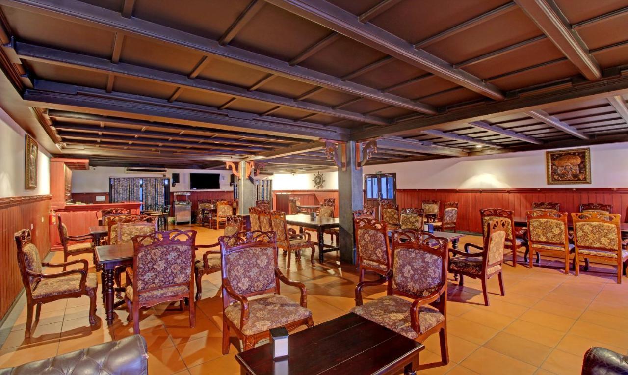 Treebo Premium Travancore Palace Cherthala Alappuzha Extérieur photo