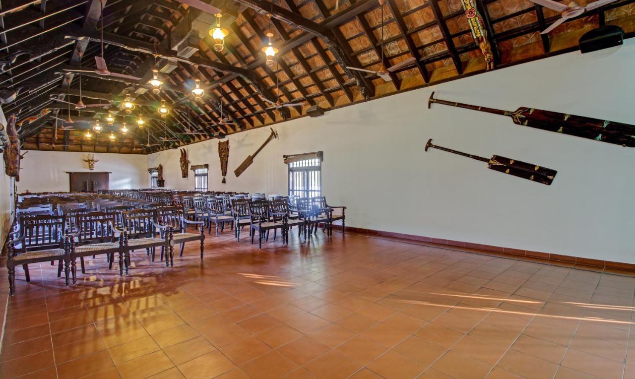 Treebo Premium Travancore Palace Cherthala Alappuzha Extérieur photo