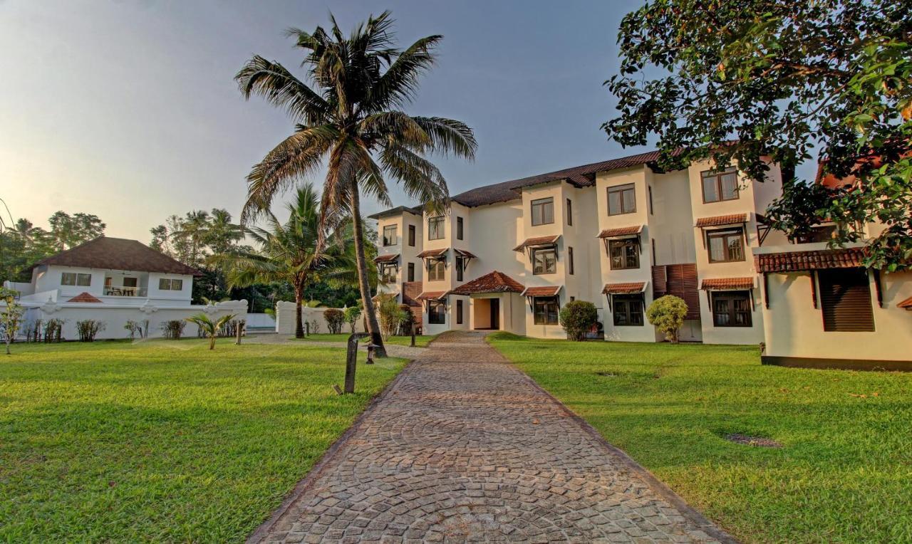 Treebo Premium Travancore Palace Cherthala Alappuzha Extérieur photo