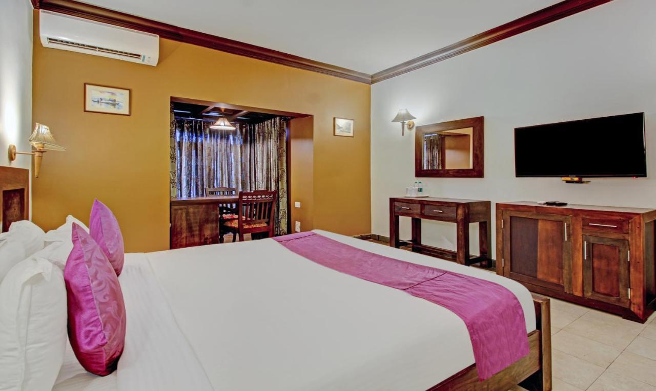 Treebo Premium Travancore Palace Cherthala Alappuzha Extérieur photo