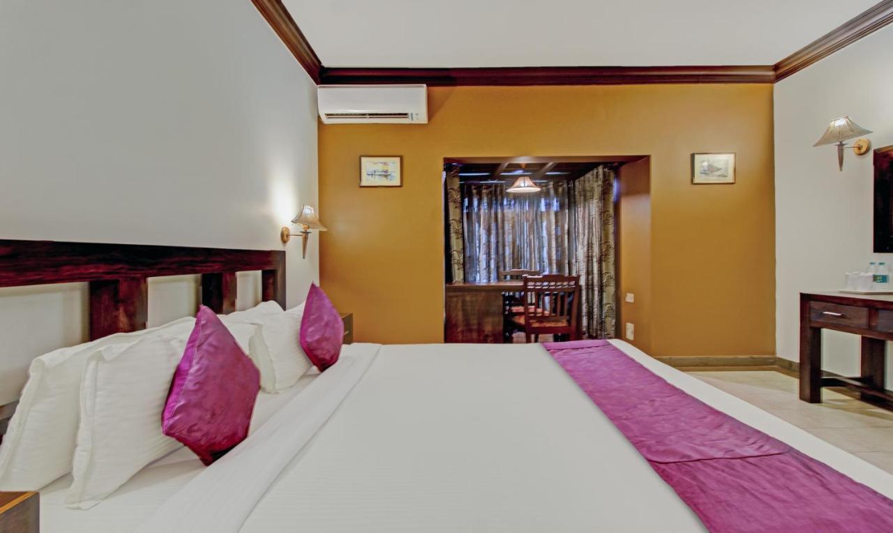 Treebo Premium Travancore Palace Cherthala Alappuzha Extérieur photo