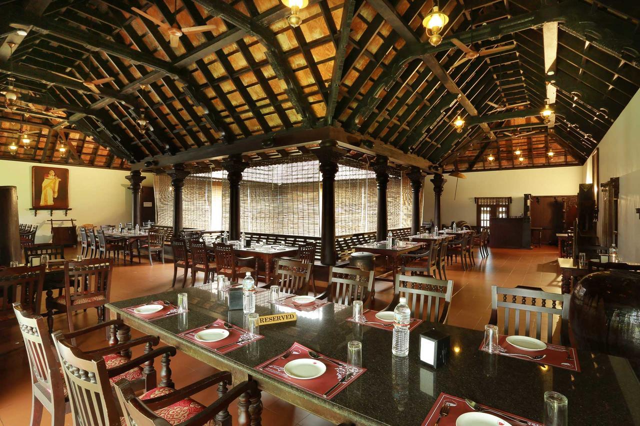 Treebo Premium Travancore Palace Cherthala Alappuzha Extérieur photo