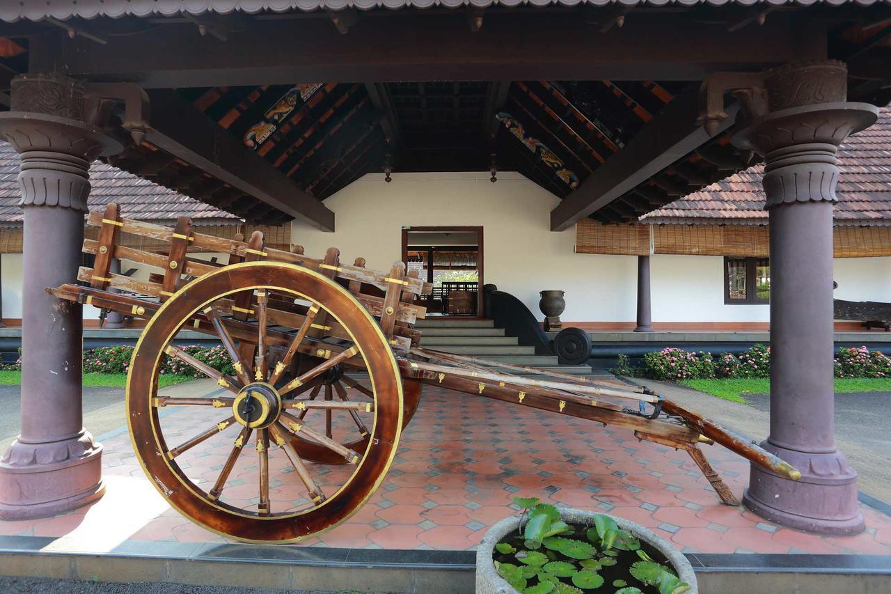 Treebo Premium Travancore Palace Cherthala Alappuzha Extérieur photo